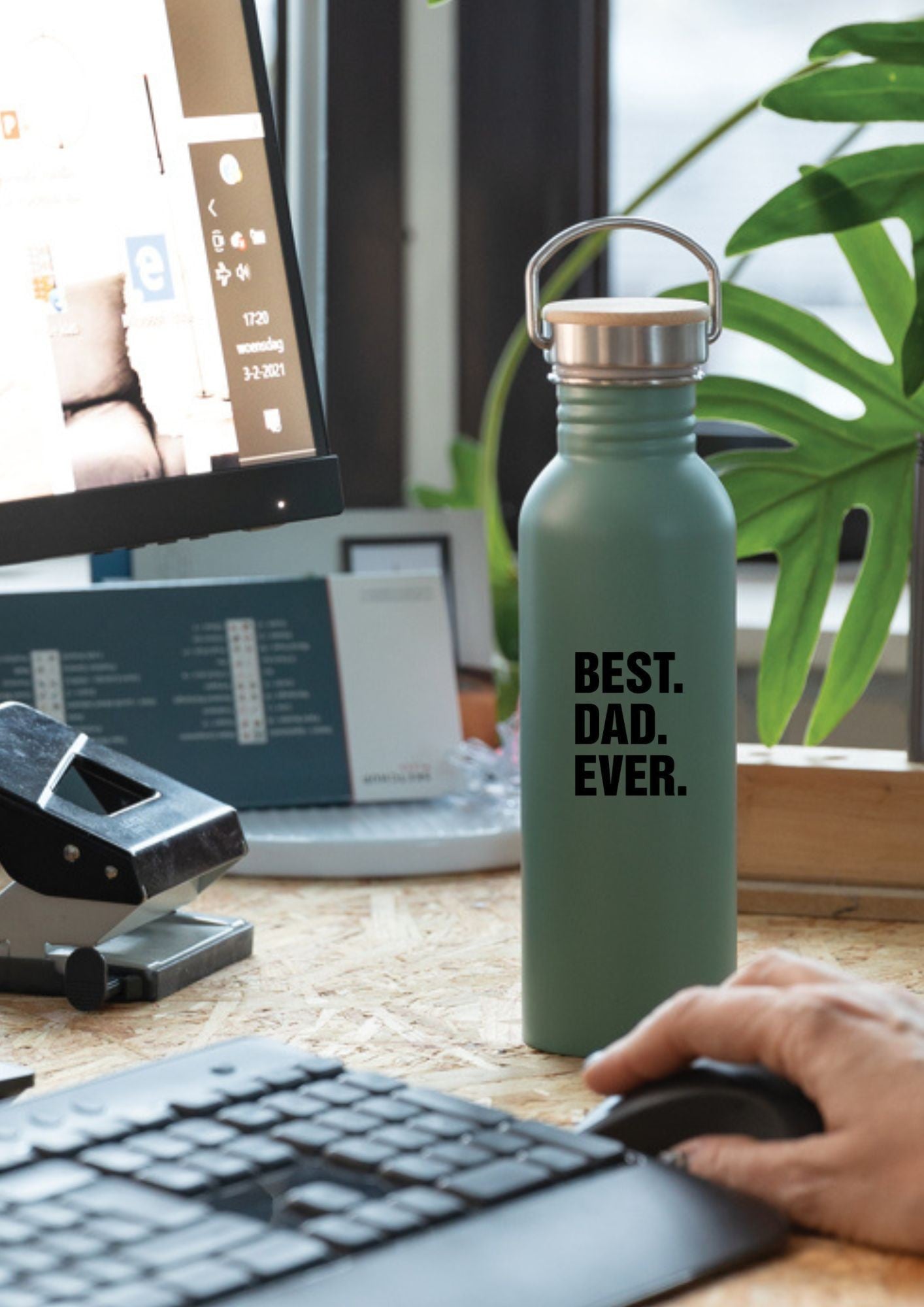 BEST DAD EVER Thermos Bottle