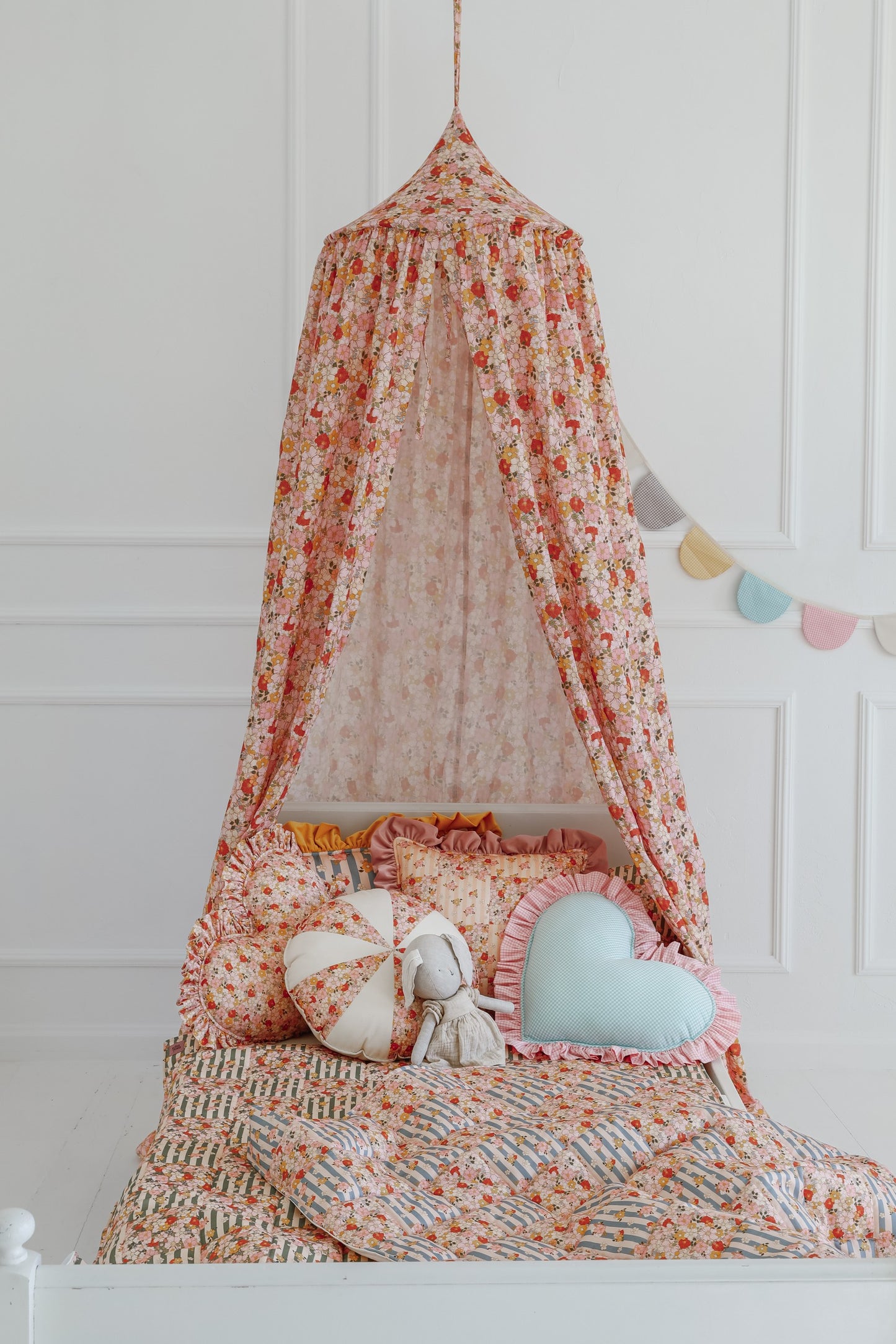 Cotton Quilted Patchwork Blanket + Pillow Set Large - Summer Garden