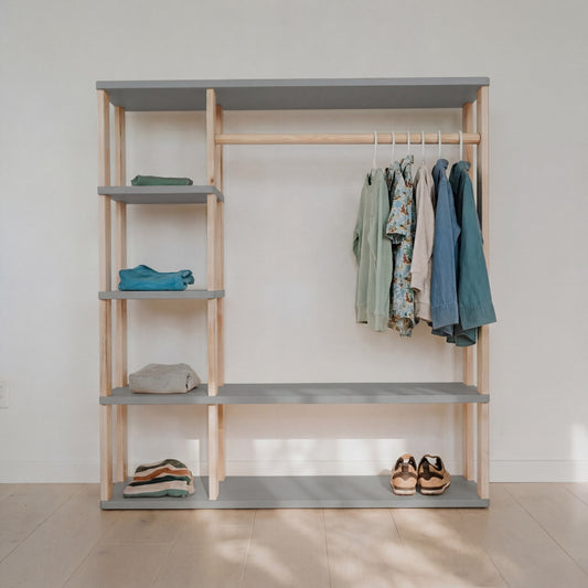 One Little Pine modulinė Montessori spinta – šviesiai pilka, skaidriai alyvuota